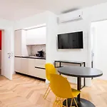 Joivy Premium - Mazzini Apartment